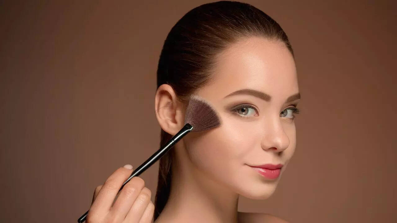 Best Face Highlighters for Indian Skin in India