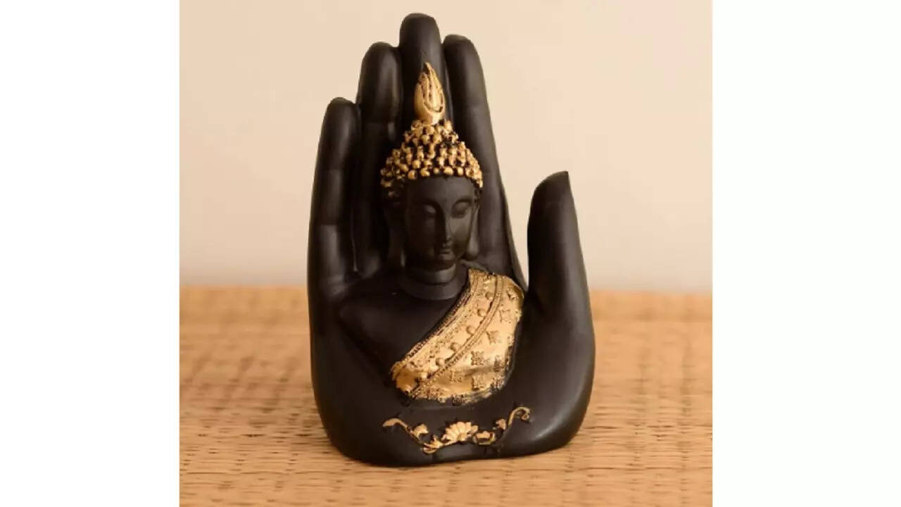 Art Buddha statue
