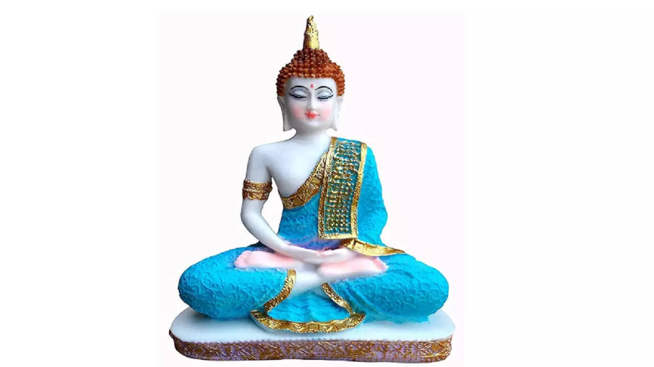 Altar Buddha statue