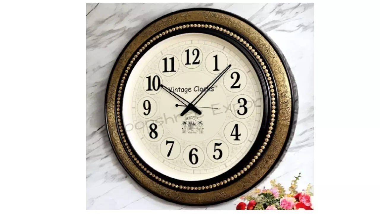 Vantage wall clock