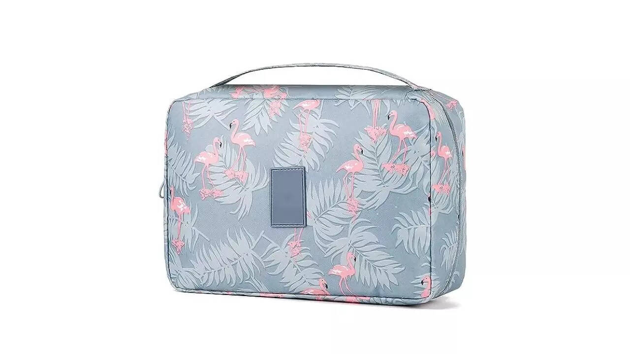 Product Dimensions _ _ 24 x 17 x 4 cm; 125 Grams Date First Available _ _ 12 August 2022 Manufacturer _ _ Shop Pulse ASIN _ _ B0B9GH28NL Country of Origin _ _ India Department _ _ unisex-adu (2)