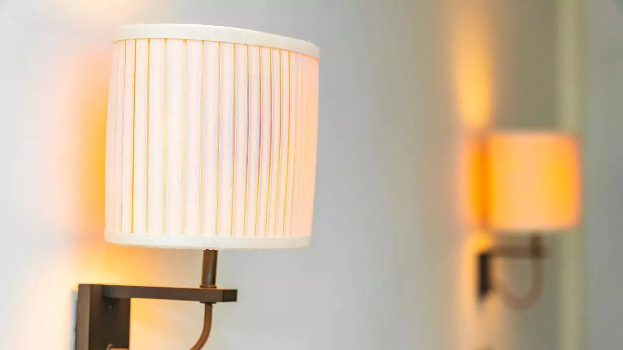 10 Best Wall Lamps To Glam Up Your Living Room