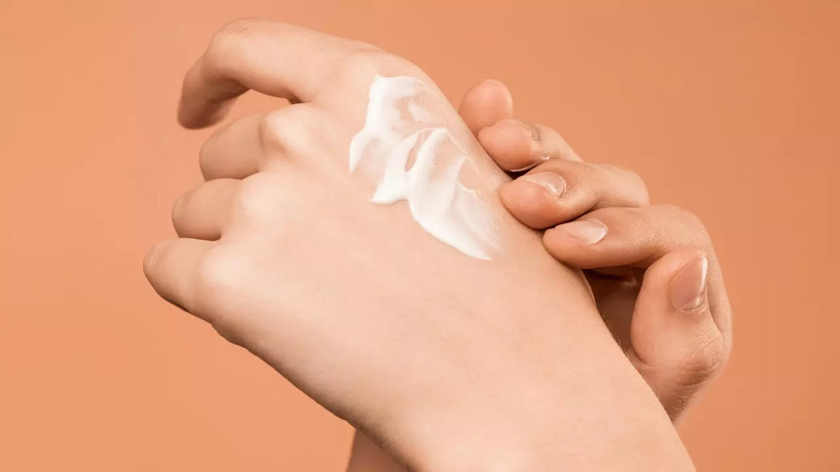 7 Best Retinol Creams Say Goodbye to Fine Lines and Get a Youthful Glowing Skin