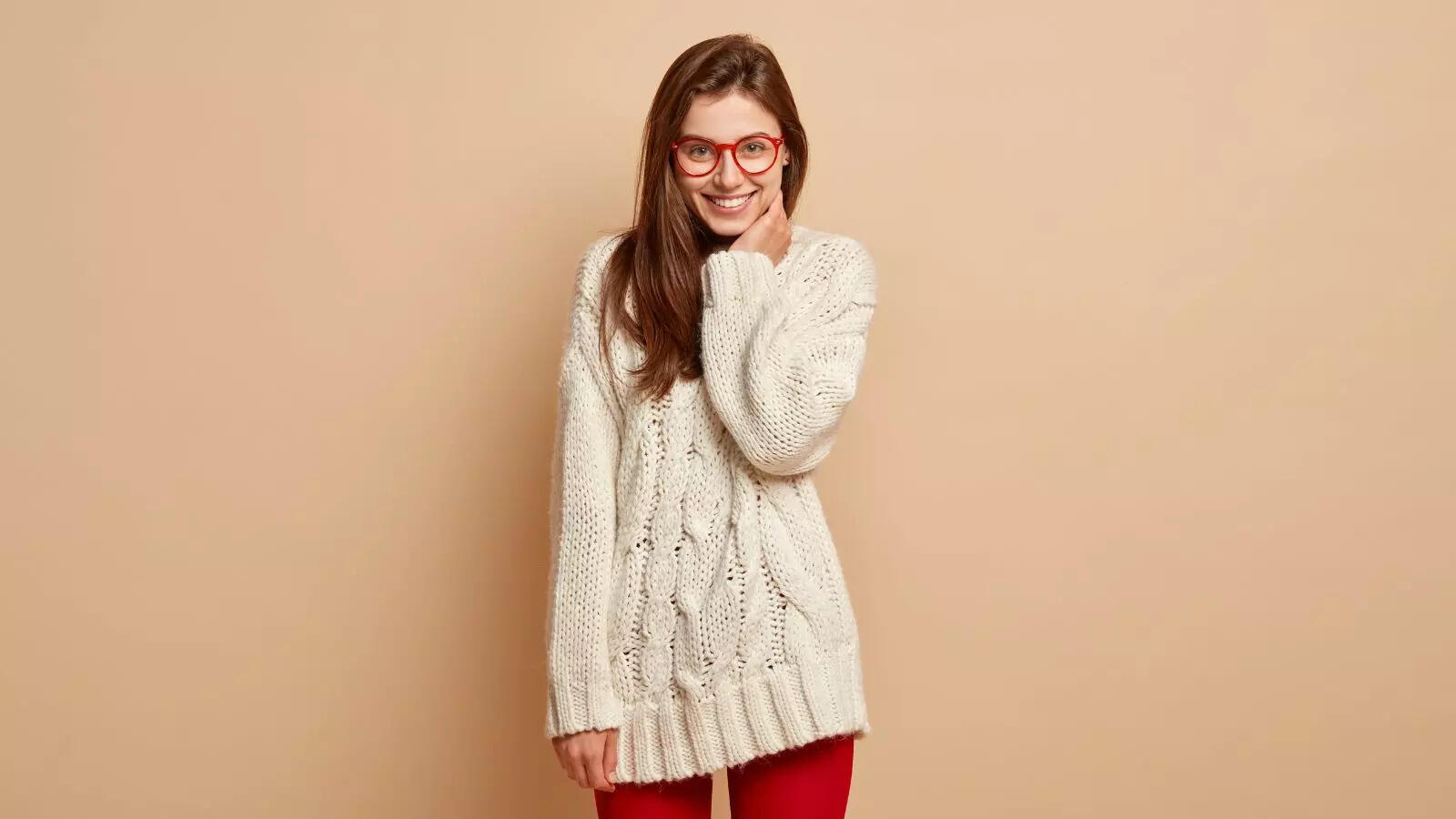 How to stay stylish and cozy Best 9 women sweaters to amp up your winter style game