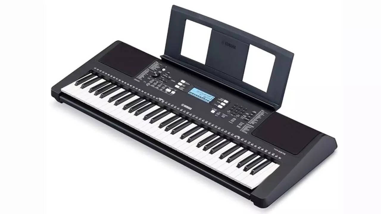 Casio CTX700 61-Key Touch Sensitive Portable Keyboard