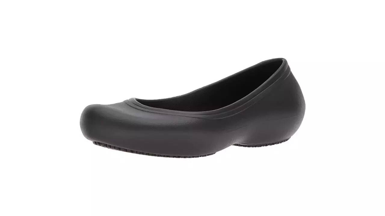 crocs Women @Work Ankle Boot Sandal