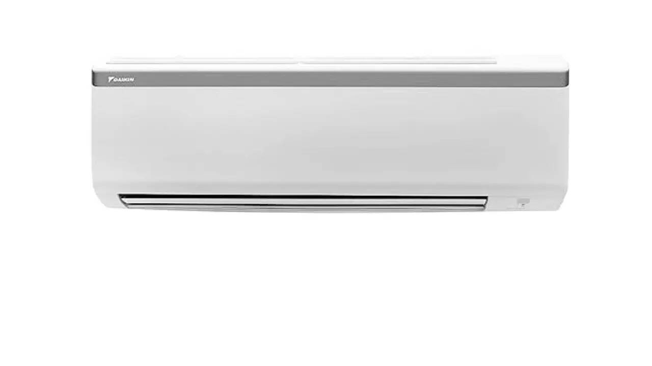 Daikin 0.8 Ton 3 Star, Fixed Speed Split AC