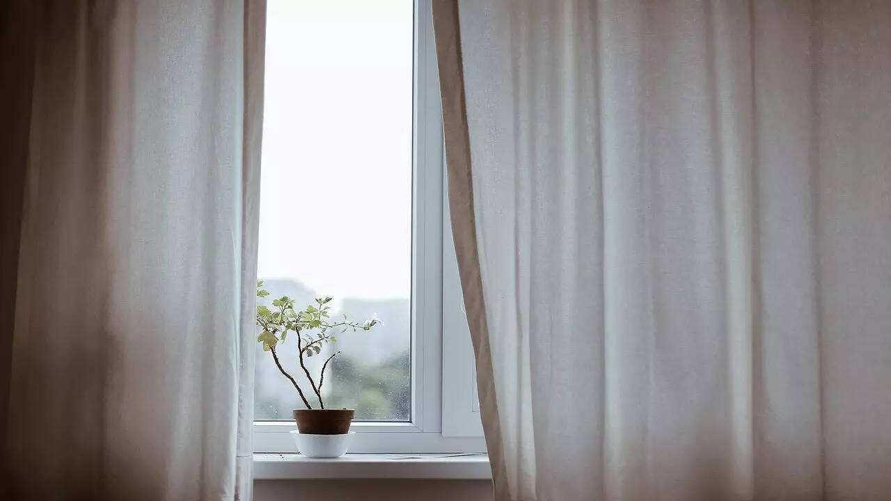 Best Curtains for Living Room to Modify Your Home Interior