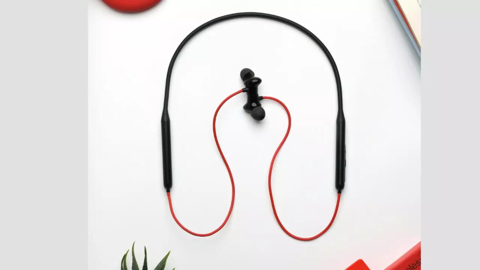 Best Neckband Headphones with the Noise Cancelling Feature