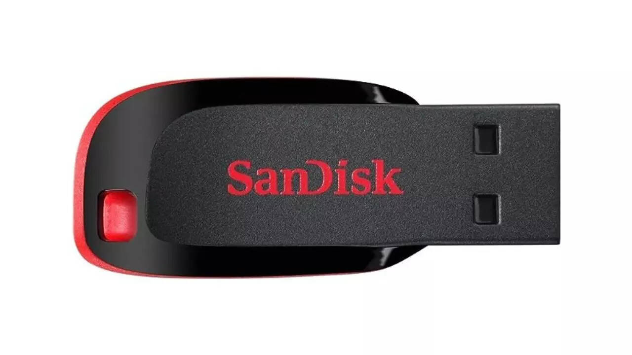 SanDisk Cruzer Blade 32GB USB Flash Drive