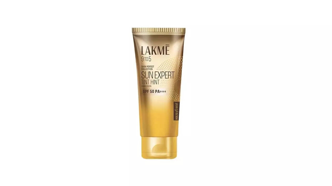 Lakme Sun Expert, SPF 50 PA+++ Tinted Sunscreen