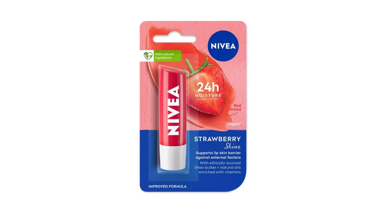 Nivea Strawberry Shine Lip balm