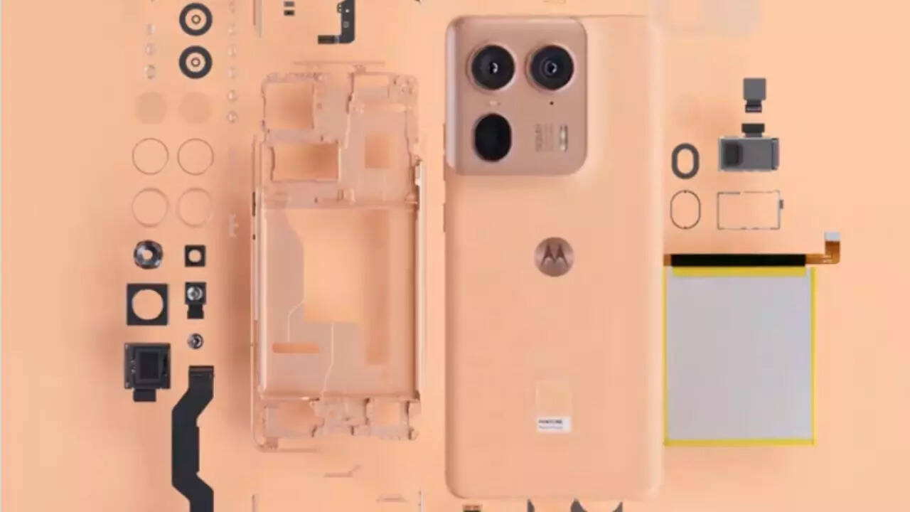 Motorola Edge 50 Ultra Design Specifications Teased Ahead of Launch Details