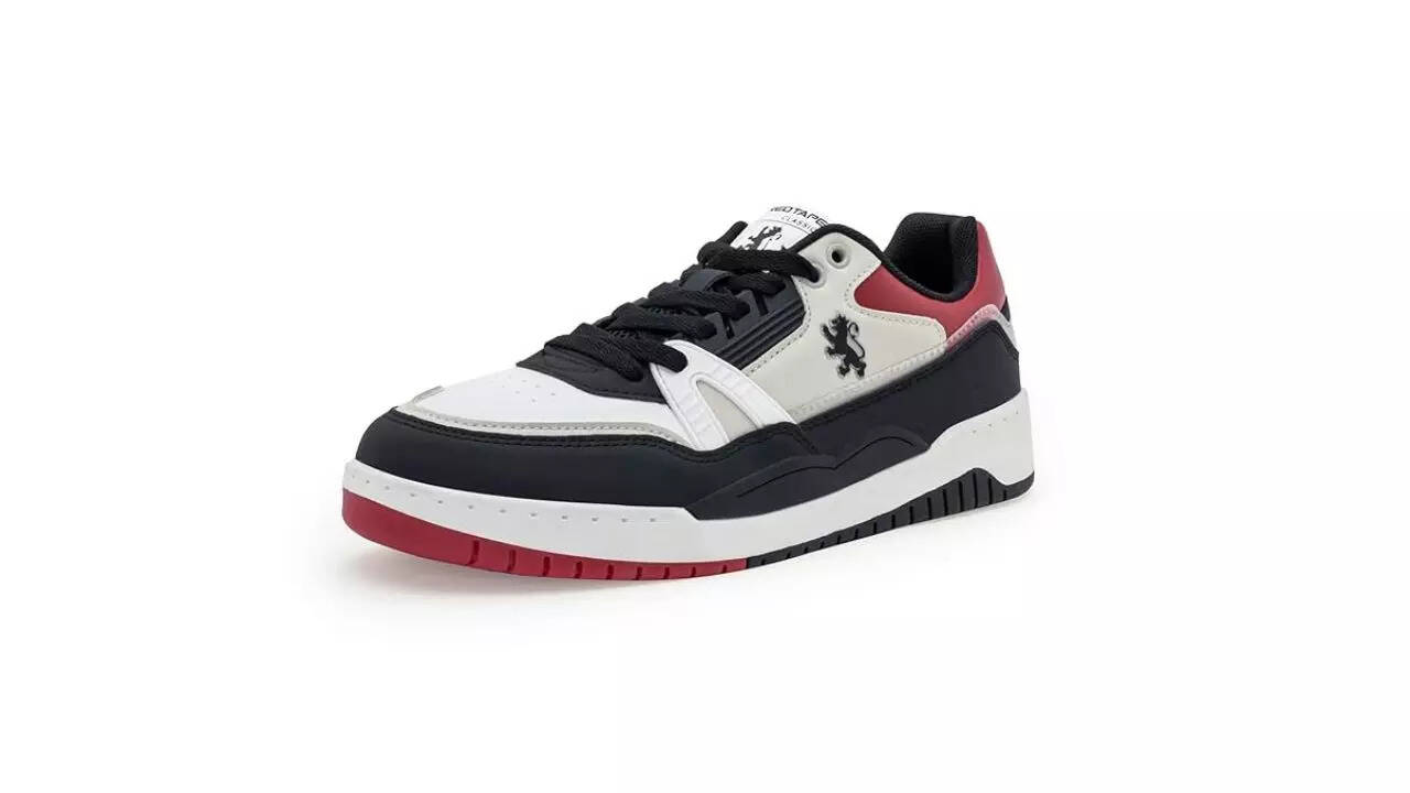 Red Tape Dynamic Feet Support Sneaker for Men