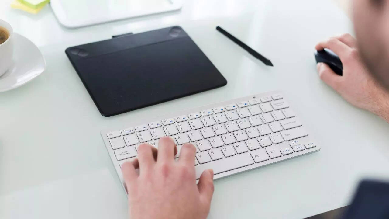 Best Wireless Keyboards 2024