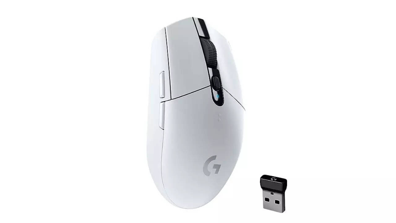 Logitech G304 Lightspeed Wireless Gaming Mouse