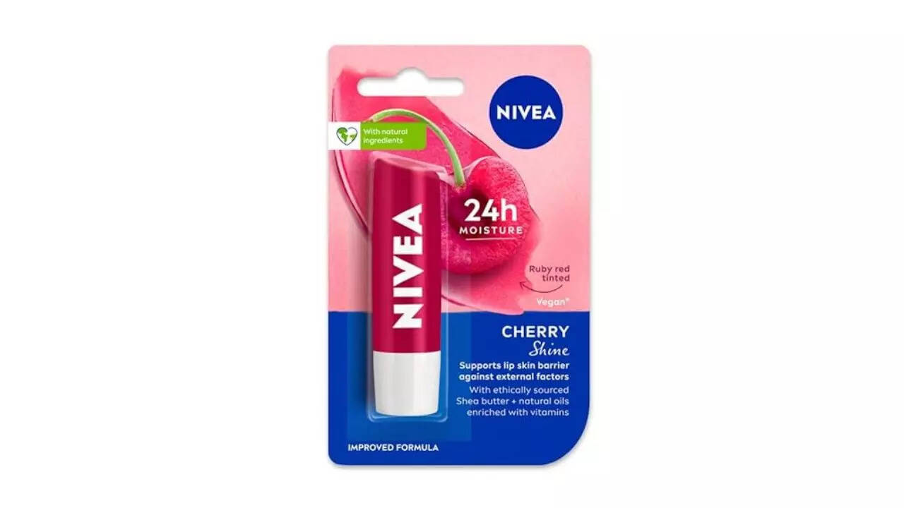 NIVEA Cherry Shine 4.8g Lip Balm