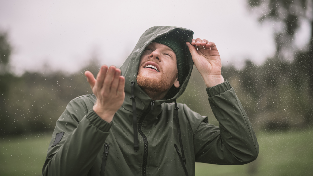  Keep yourself fully covered during downpours