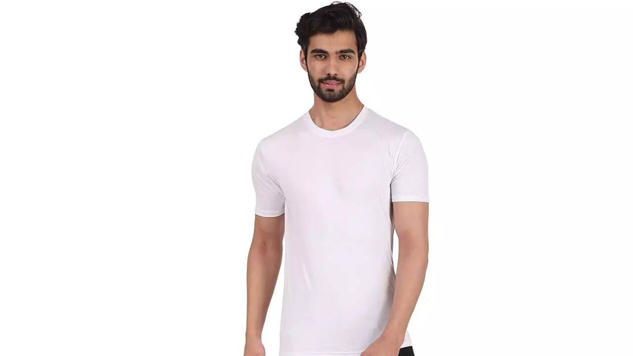 London Hills Men Solid Sports Tshirt