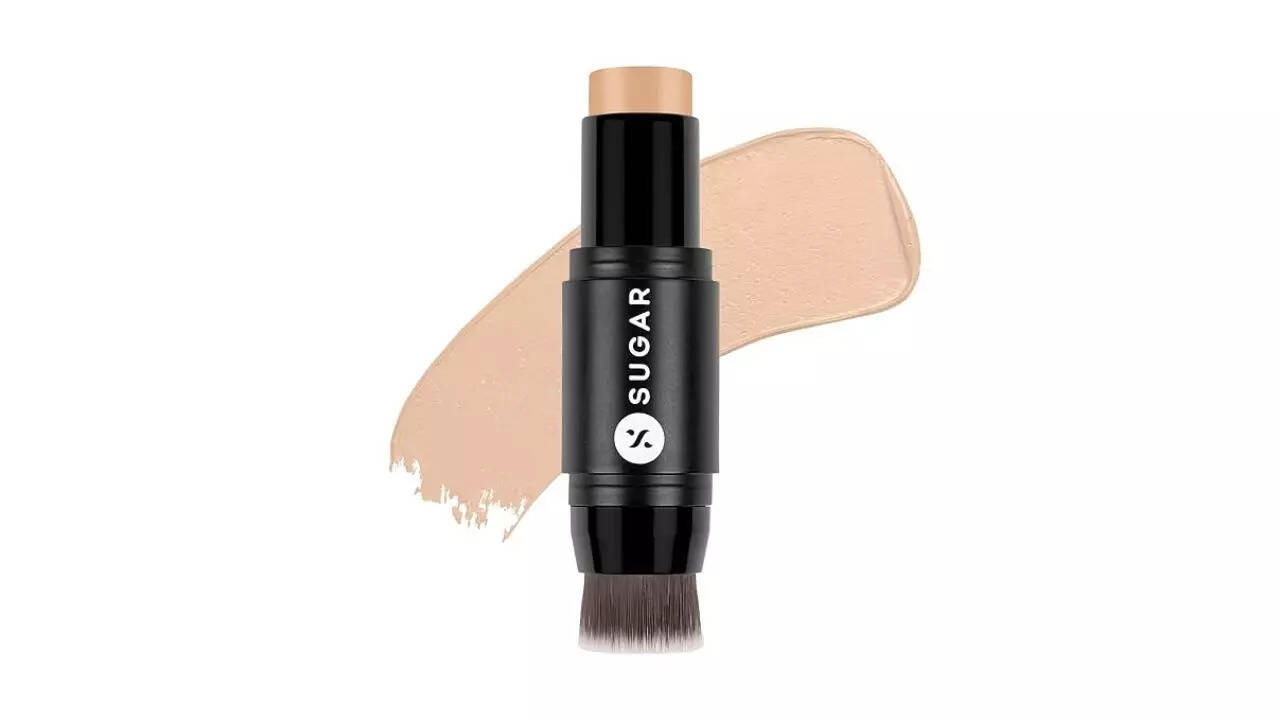 SUGAR Cosmetics Ace Of Face Foundation Stick with In-Built Brush