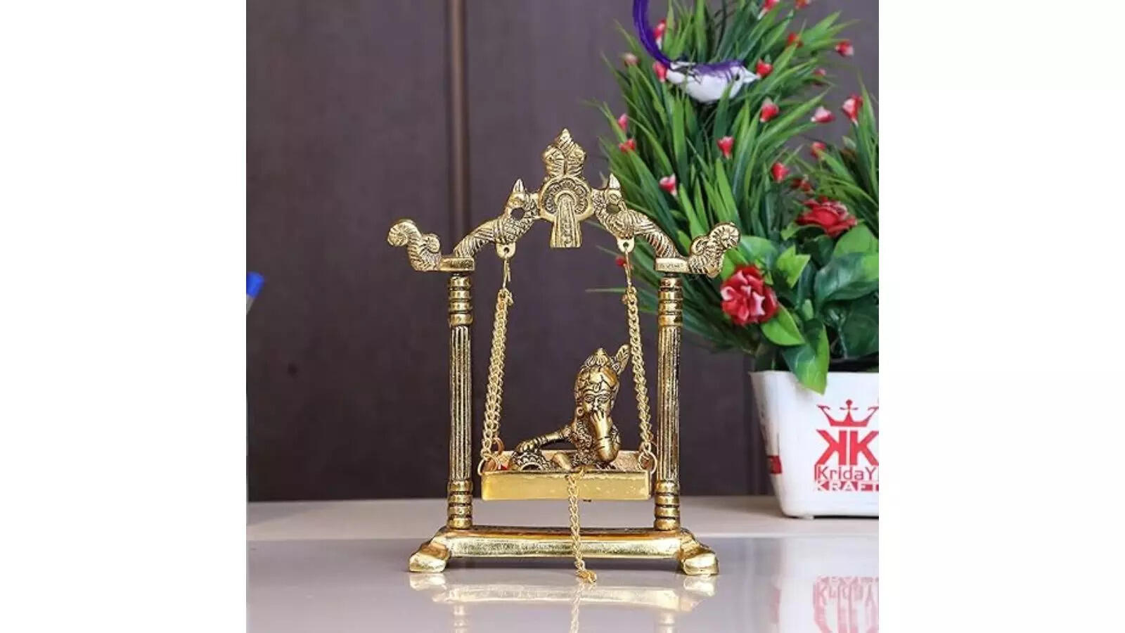 KridayKraft Laddu Gopal on Jhulla Palana