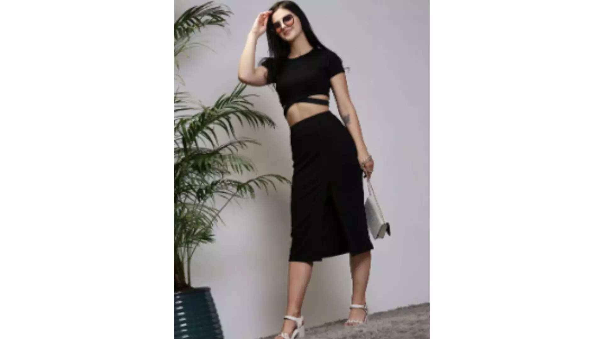 Sera Black Round Neck Crop Top with Skirt Effortless sophistication in black 