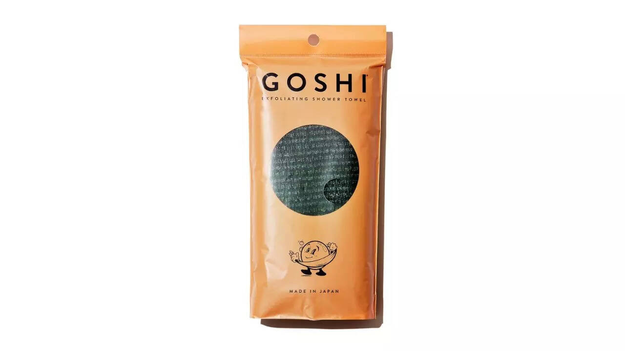 Goshi Japanese Exfoliating Shower Sponge