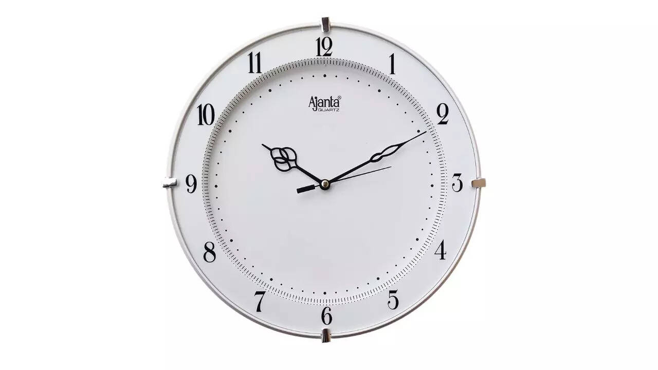 Ajanta Plastic Abstract Wall Clock