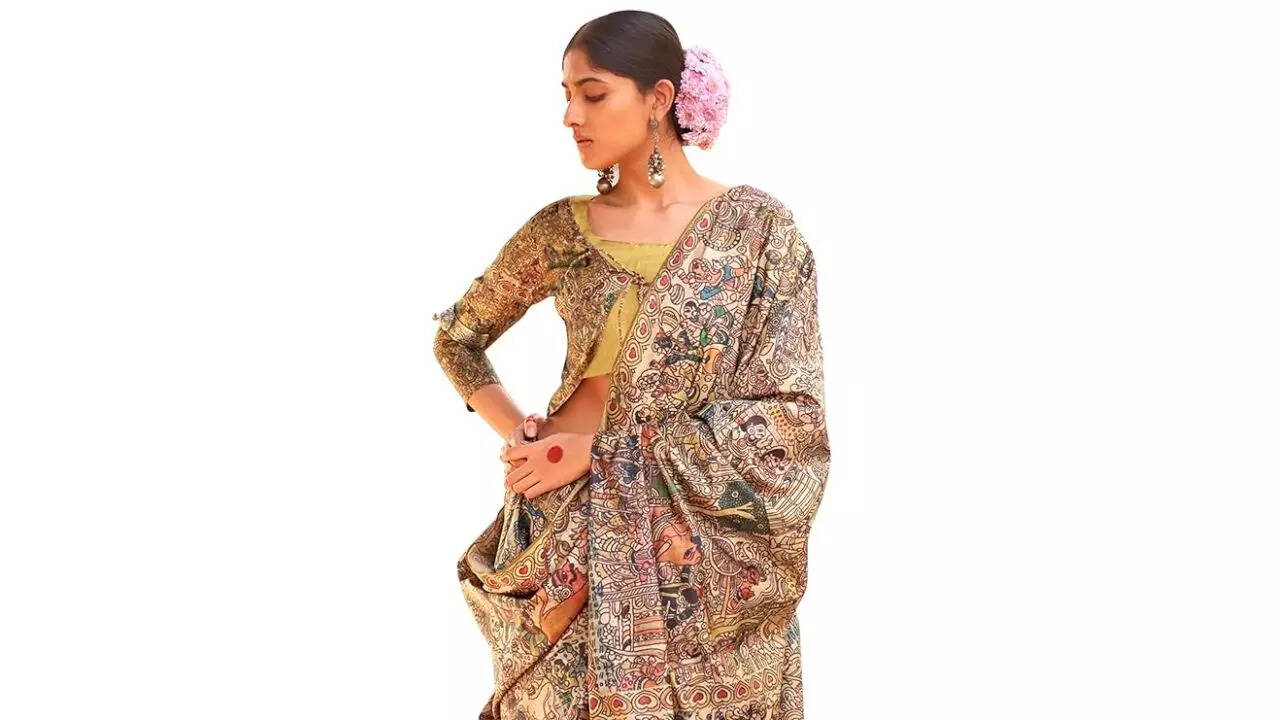 SAREE MALL Madhubani Printed Saree