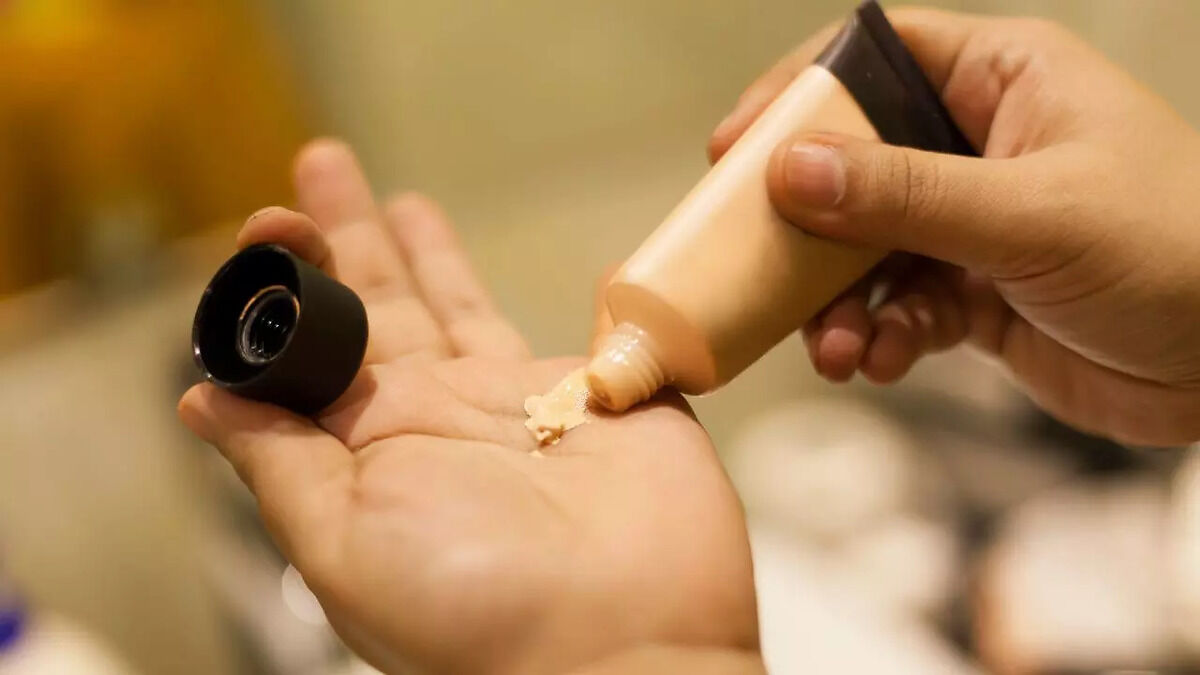 6 Best BB Creams For Oily Acne Prone Skin Type