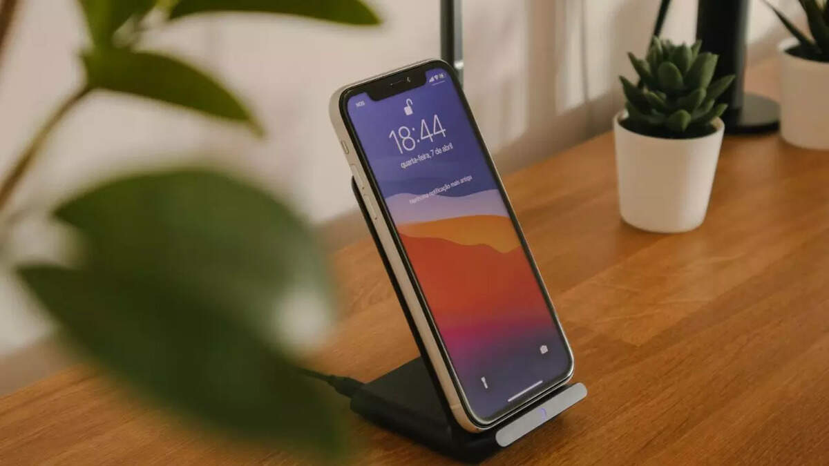 Best smartphones with wireless charging