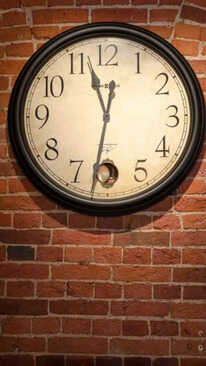 9 Best Wall Clocks that will brighten up your home under Rs 500