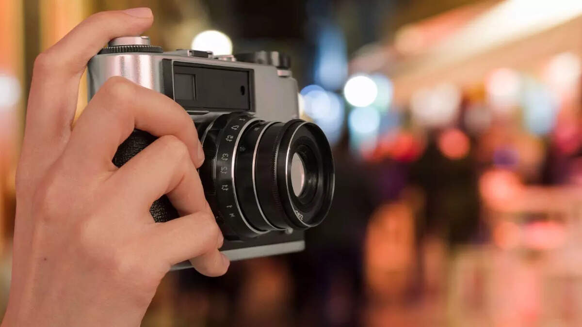 Best DSLR Cameras under 1 Lakh