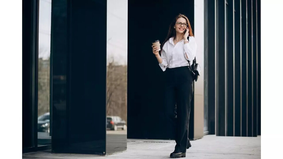 best-office-trousers-for-women-to-up-their-fashion-game