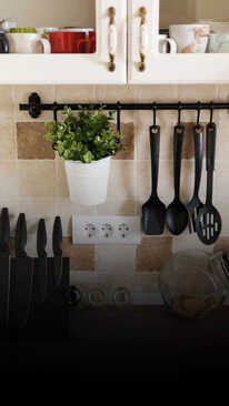 Smart Solutions for Organising Your Kitchen Cabinets and Drawers