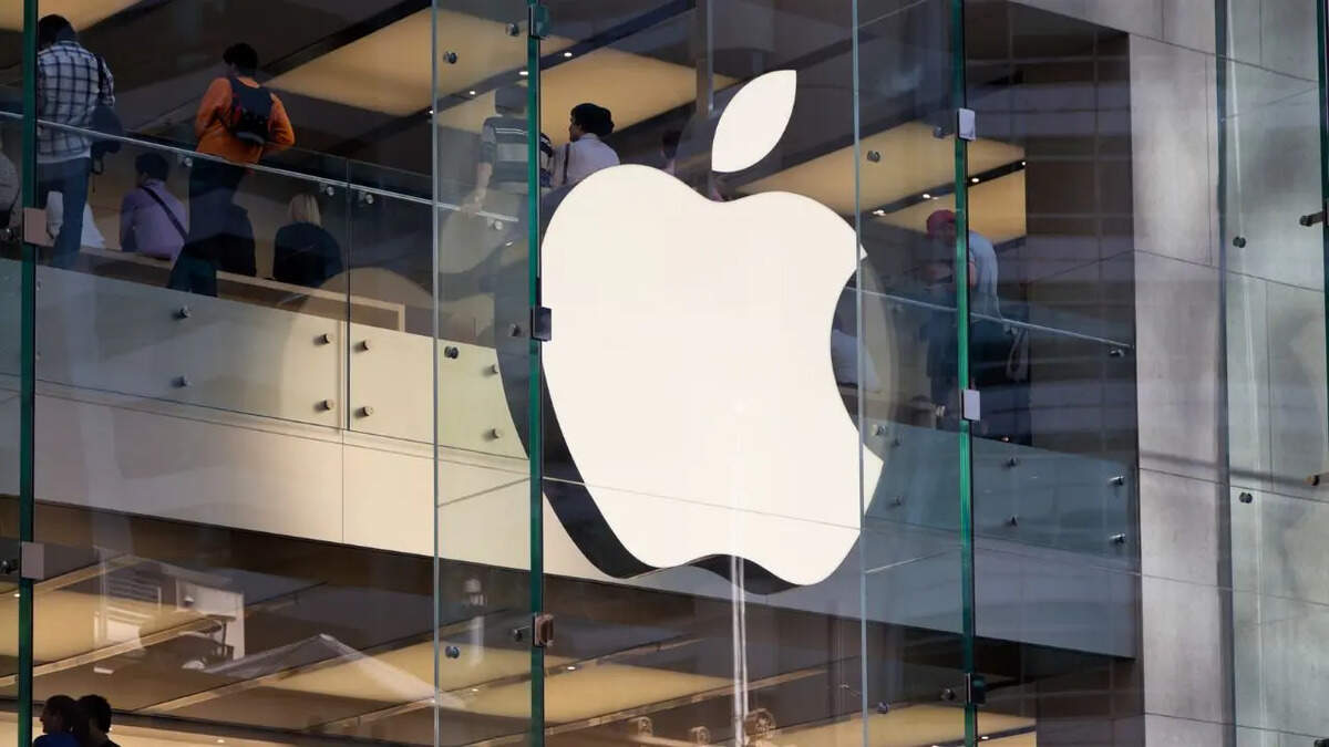 Apple has Disabled This AI Feature for Select Apps with iOS 18.3 Update: Know Why