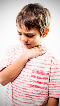 9 Effective Home Remedies for Throat Pain