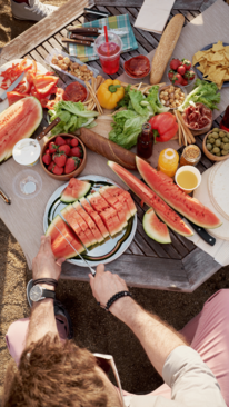 What to Eat and Avoid in the Summer Season